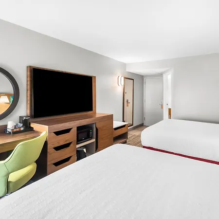 Hampton Inn Indianapolis Northeast/Castleton Exterior photo