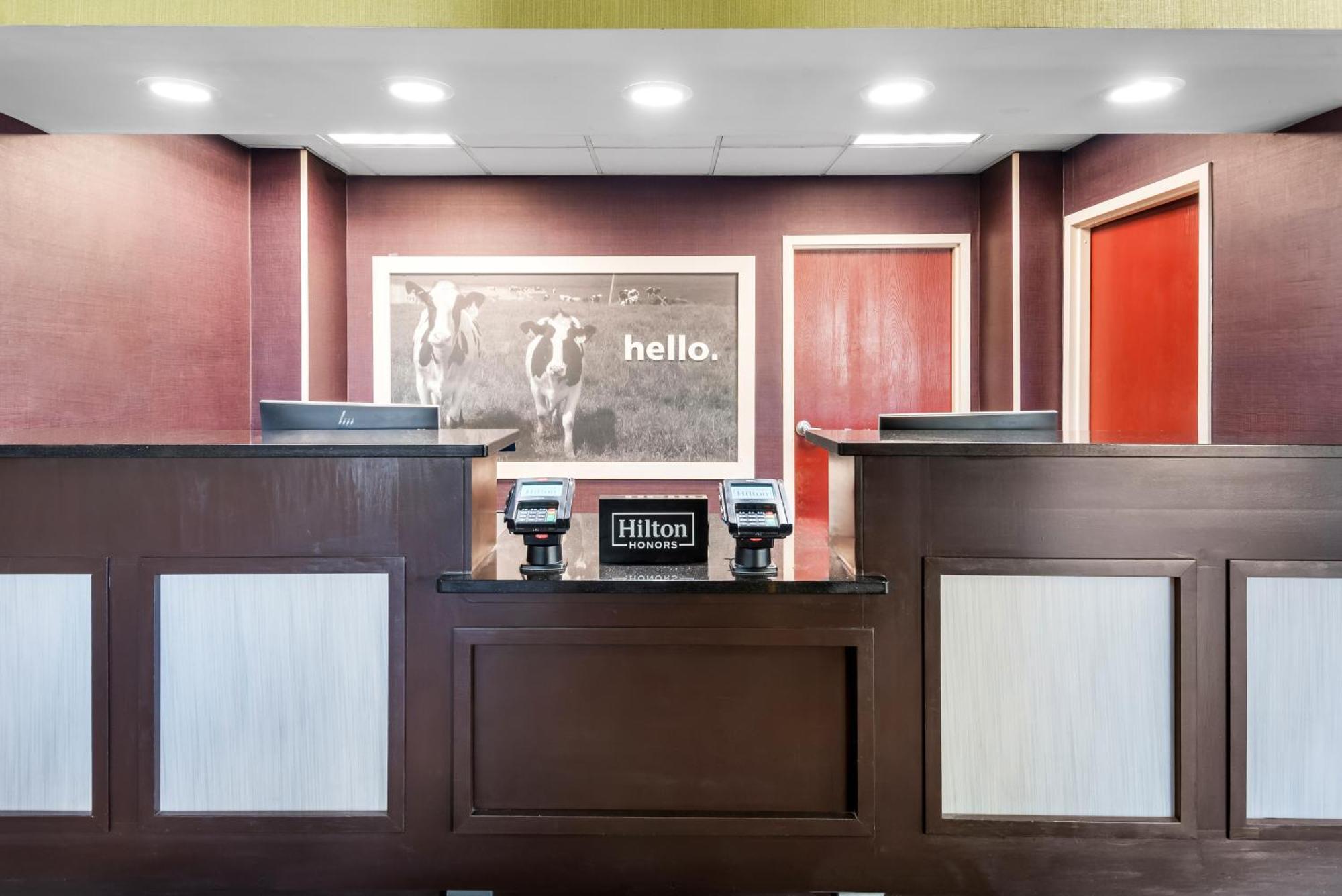 Hampton Northeast/castleton 3* Indianapolis